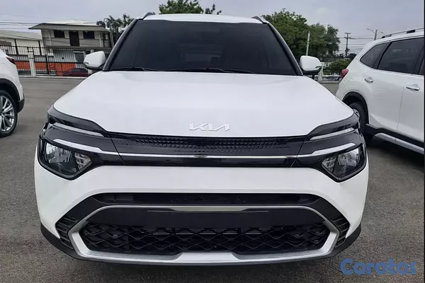 jeepetas y camionetas - Kia carens 2023 de la casa 1.5 dohc 3