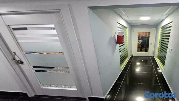 oficinas y locales comerciales - Alquiler local oficina en La Esperilla 2