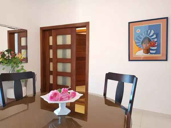 apartamentos - Oportunidad Evaristo morales apartamento 
 2 habitaciones.
Us$230,000
  4