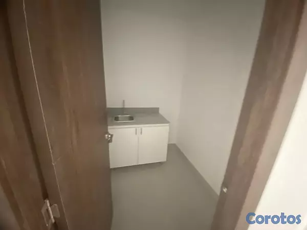 oficinas y locales comerciales - LOCAL COMERCIAL 4