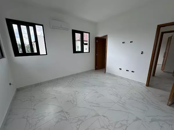 casas - Casa Disponible en Las Carmelitas  10