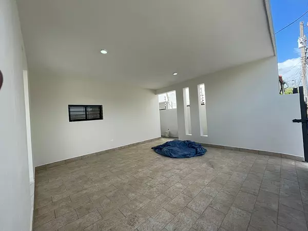 casas - Casa Moderna en Urbanizacion Jardines del Sur 8