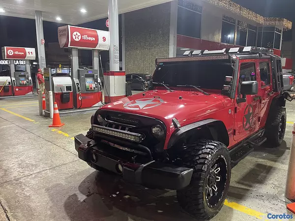 jeepetas y camionetas - se vende jeep wrangler 2014 como nuevo  2
