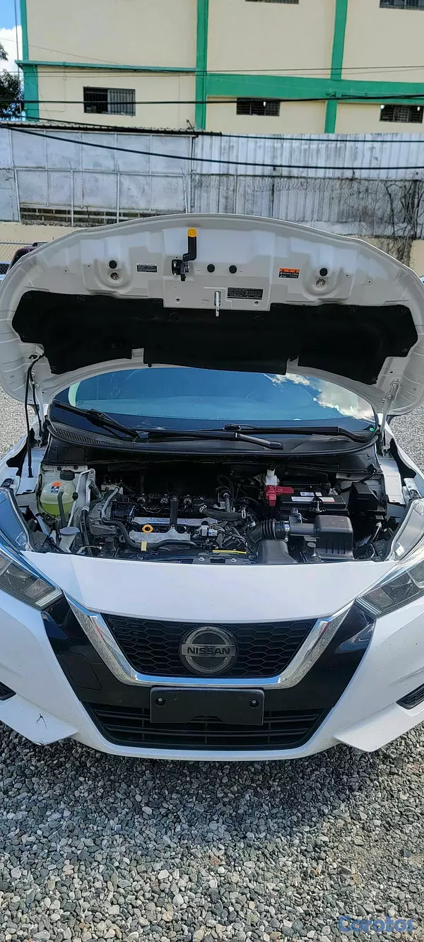 carros - NISSAN VERSA  2020 8