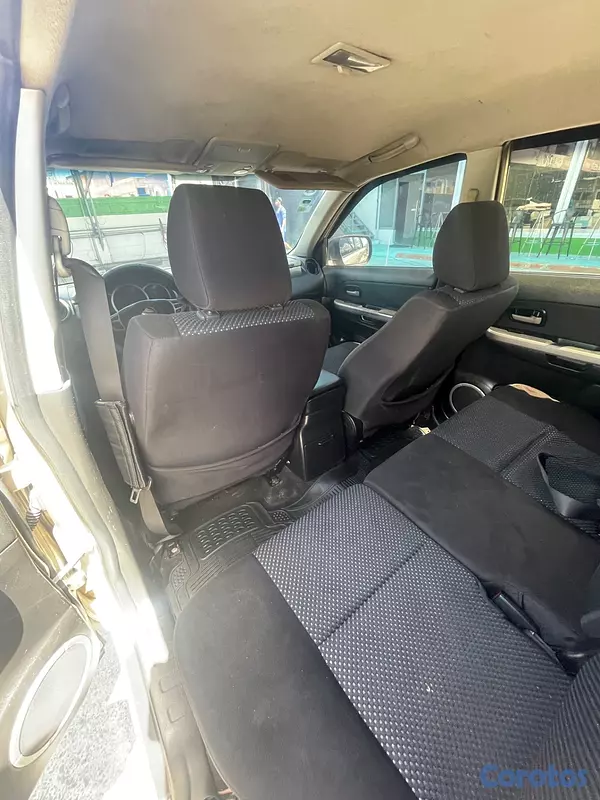 jeepetas y camionetas - Vendo suzuki vitara 2006 6