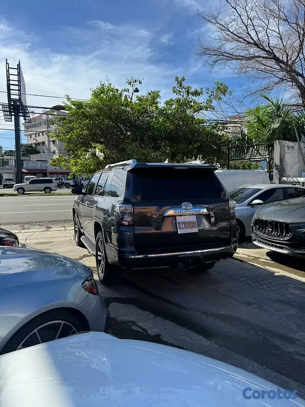 jeepetas y camionetas - Toyota 4Runner Limited 2018 7