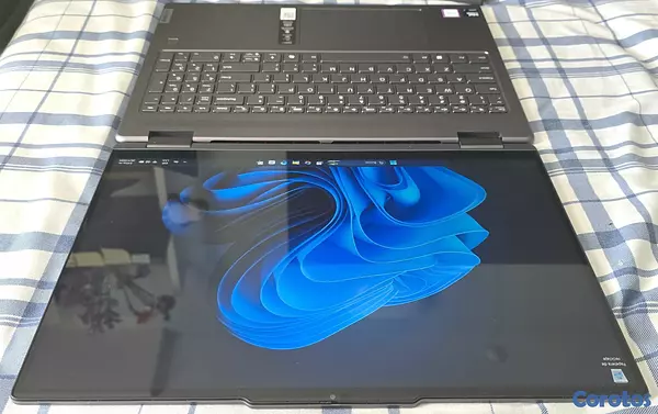 computadoras y laptops - Yoga 7 2-in-1 Modelo 16IML9 7