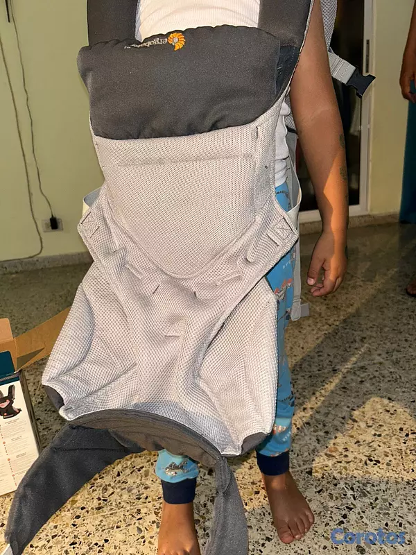 accesorios - Vendo Porta-bebé Cargador Ergobaby Como Nuevo! 10/ 5