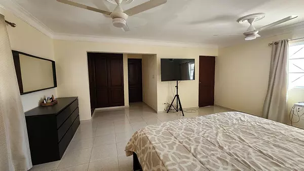 penthouses - Vendo Penthouse en Urbanización Real  6