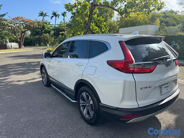jeepetas y camionetas - Honda CRV LX 2019 3