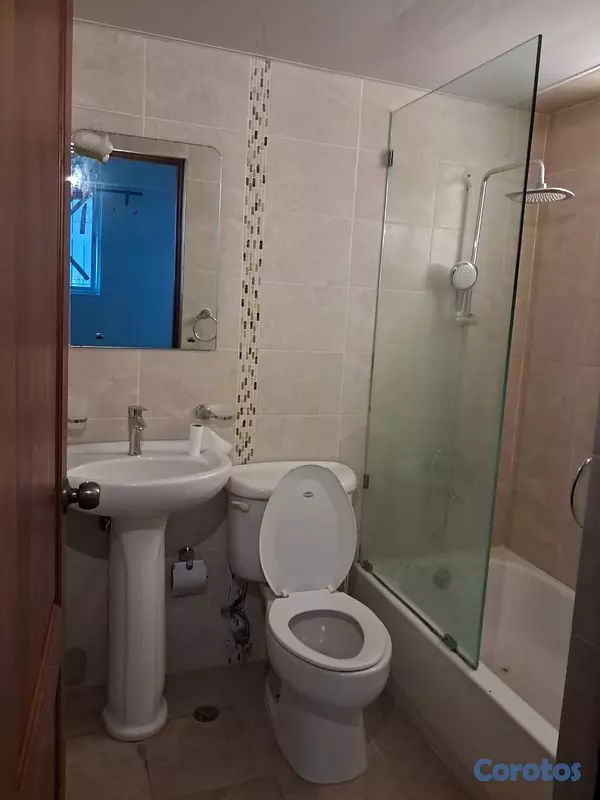 apartamentos - Hermoso Apartamento en Alquiler – Amplio, Moderno y con Excelente Distribución. 9