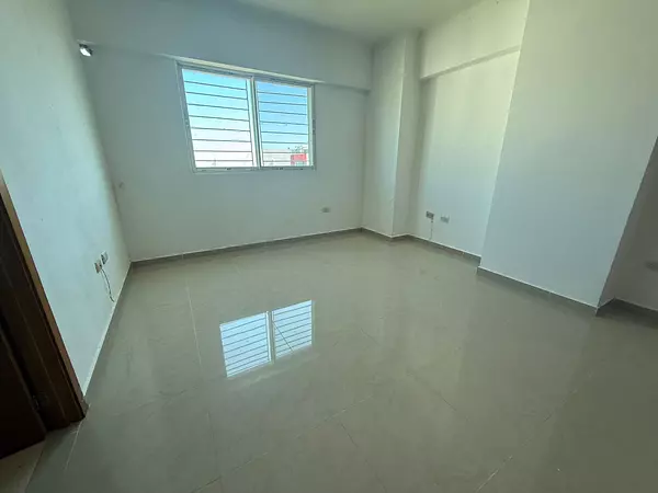 apartamentos - Se Alquila Apartamento en la Avenida Independencia 7