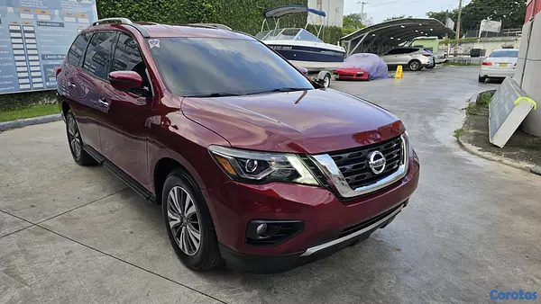 jeepetas y camionetas - NISSAN PATHFINDER SV 4x4 3 filas 2018 Clean 2
