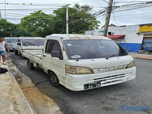 jeepetas y camionetas - Hijet Daihatsu 2012 automatica 2