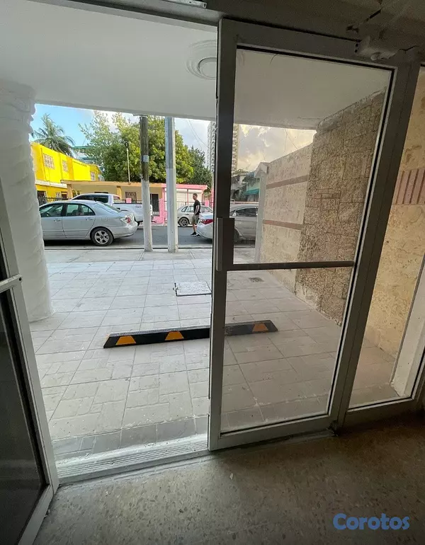 oficinas y locales comerciales - se alquila  3