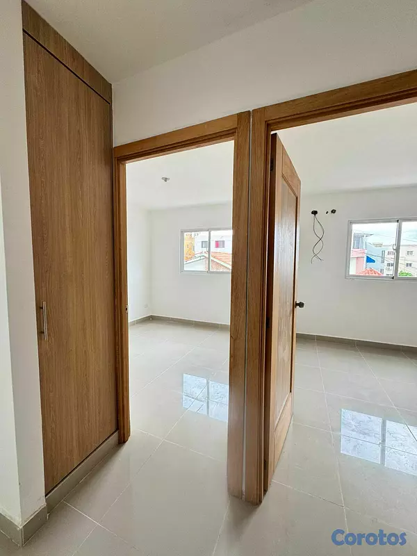 apartamentos -  Venta de Apartamento en La Isabelita  3