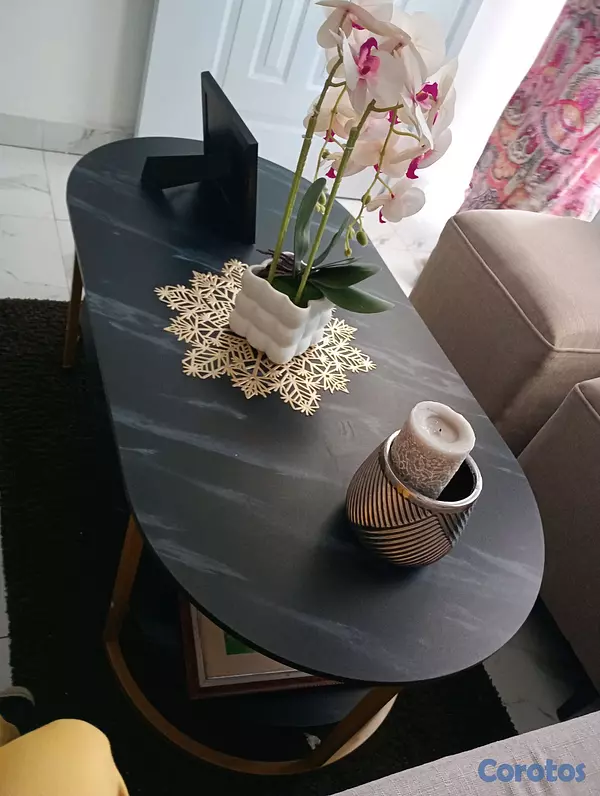 muebles y colchones - Hermosa mesa 3