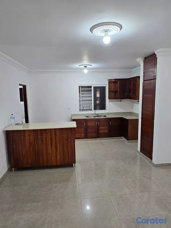 apartamentos - Oportunidad en Evaristo Morales de 3 habitaciones 2.5 baños  2 parqueo ascensor  3