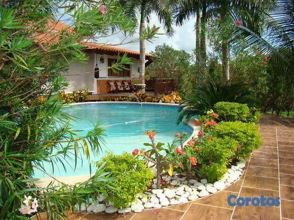 casas vacacionales y villas - Villa en Juan Dolio Recibo Permuta  7