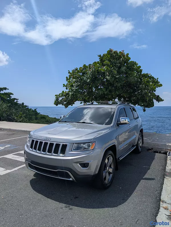 jeepetas y camionetas - Jeep Grand Cherockee 2014. Excelentes condiciones! 5