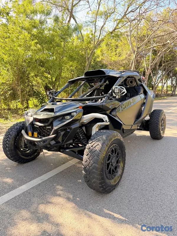 vehiculos recreativos - Can am maverick R xrs 2024 2