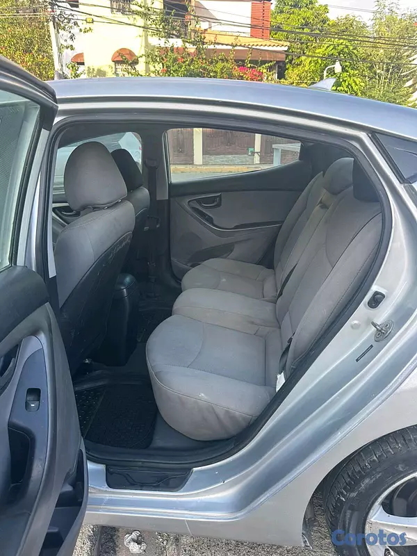 carros - hiunday elantra 2013 7