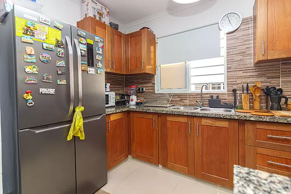 apartamentos - Alquiler de Apartamento Amueblado Altos de Alameda 6