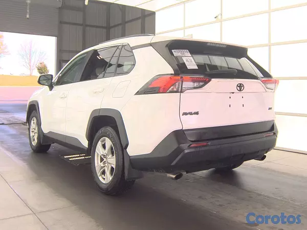jeepetas y camionetas - toyota rav4 xle 2020 disponible 1,450,000 4