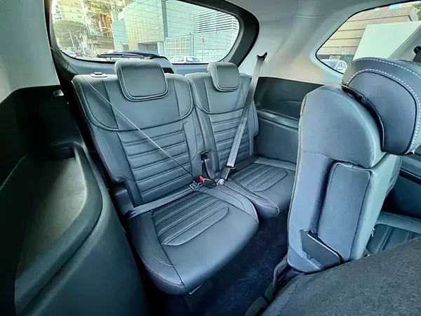 jeepetas y camionetas - Maxus D60 2024 8