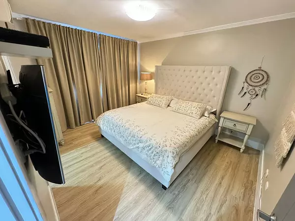 apartamentos - Apartamento en Alquiler Amueblado
SERRALLÉS
USD 1,200.00 (Mantenimiento incluido 10