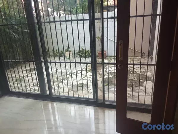 apartamentos - Apartamento en Alquiler en Bella Vista – Primer Piso.
 10