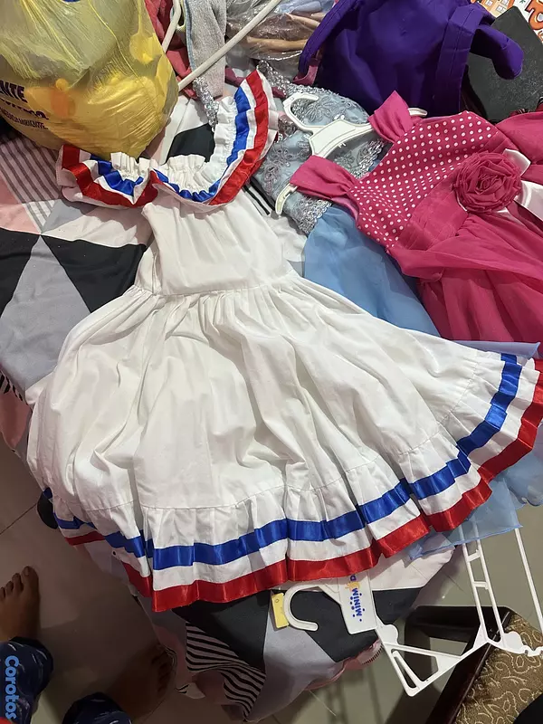 ropa y zapatos - vestidos de niñas y trajes de personajes de disney 3