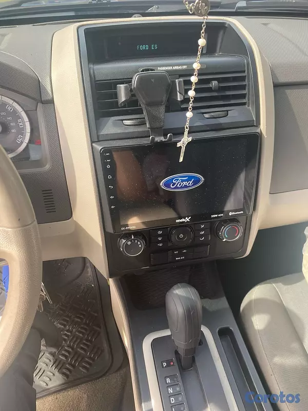 jeepetas y camionetas - Ford Escape XLS 2010 3