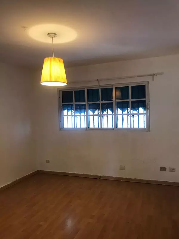 apartamentos - vendo apartamento en velas casa, av. independencia. cerca del bravo

115mts
3 H 5