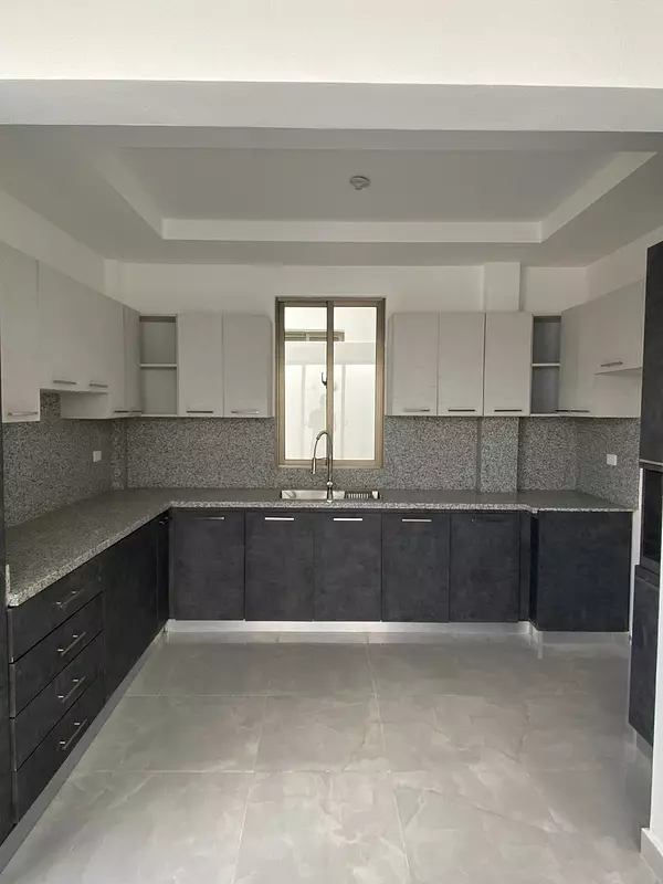 casas - Casas en proyecto cerrado, de solo 6 viviendas, Aut. San Isidro (11) 10