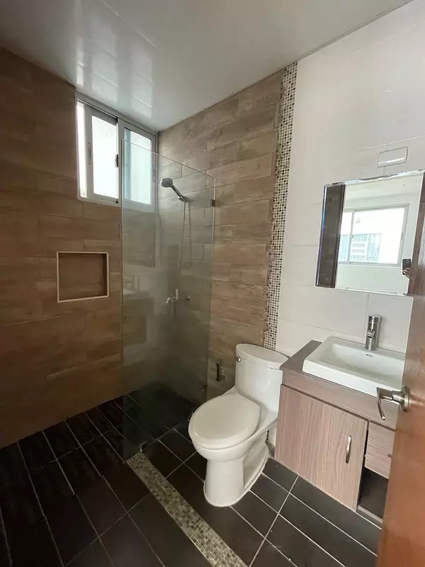 penthouses - Amplio Penthouse en venta en Serralles 8