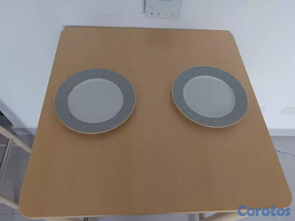 muebles y colchones - Mesa alta con 2 taburetes de IKEA 4