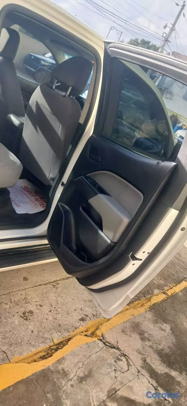 jeepetas y camionetas - Chevrolet colorado 2016 7