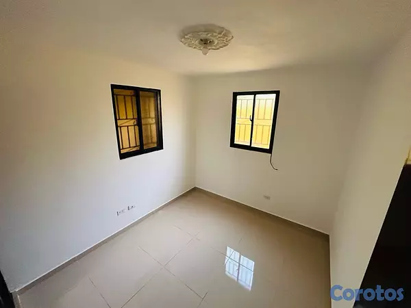 casas - CASA EN VENTA  EN SANTIAGO DE LOS CABALLEROS EN LA URBANIZACIÓN REAL  6