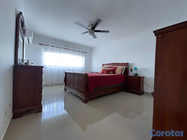 apartamentos - Oportunidad Única: Venta de Apartamento Clásico de Lujo en Bella Vista 3