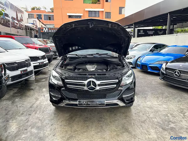 jeepetas y camionetas - Mercedes Benz GLE-250D 4Matic 2017 9