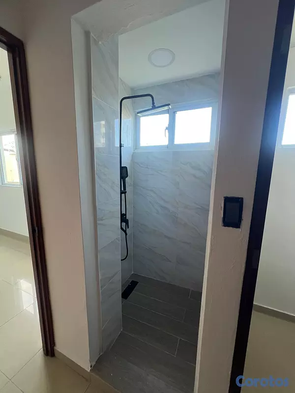 apartamentos - Mirador Sur, ubicación estratégica, completamente Remodelado, mucha iluminación 12