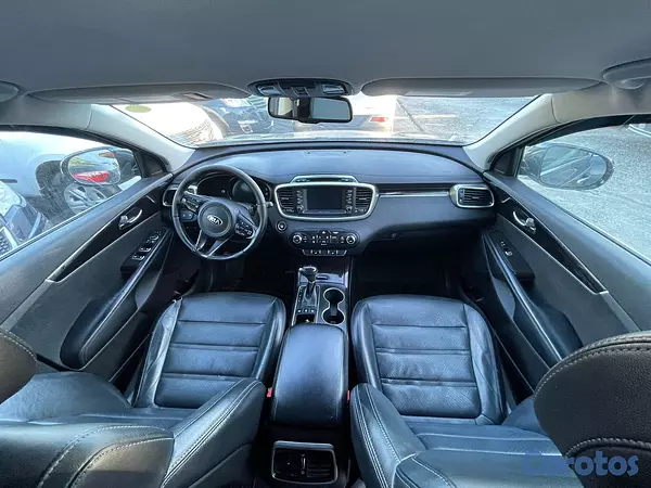 jeepetas y camionetas - Kia Sorrento 2017 EX (todo eléctrico) asientos en piel. 2