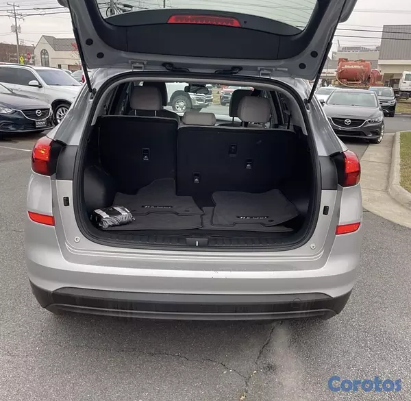 jeepetas y camionetas - HYUNDAI TUCSON SE 2020 AWD  10