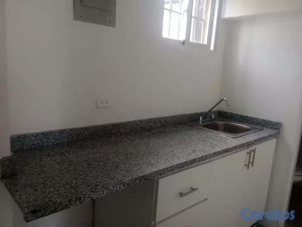 oficinas y locales comerciales - 🔵Alquilo Local 2do piso 49 mts arroyo hondo viejo  7