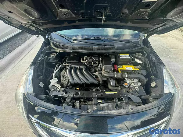 carros - Nissan Versa 2017 9