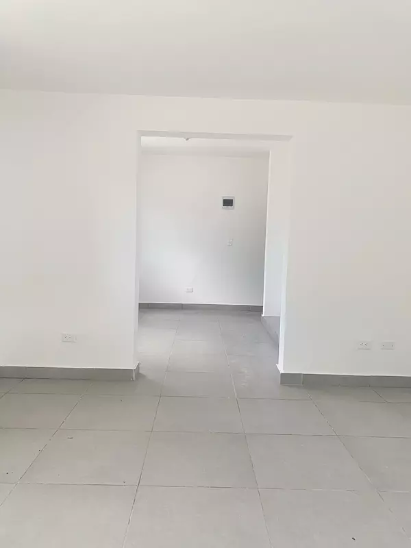 oficinas y locales comerciales - local en los prados 5
