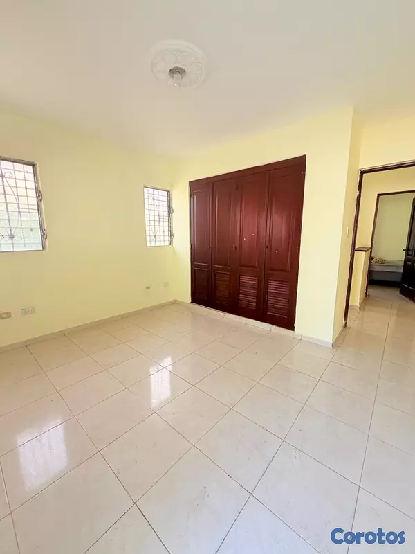 casas - venta de casa con 4 habitaciones en la autopista de san Isidro Santo Domingo 12