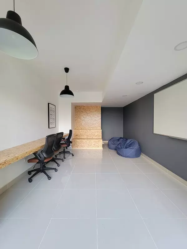apartamentos - Apartamento con Piscina y Area de Niños en Ave. Hispanoamericana  2