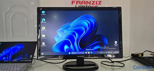 computadoras y laptops - monitor ViewSonic 24 Pulg full 1080p HDMI vga trae bocinas 2